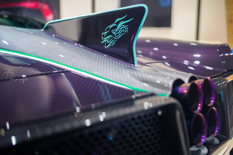 Детали экстерьера Pagani Huayra Purple Carbon Dinastia 2016 года  (фото 7 из 8)